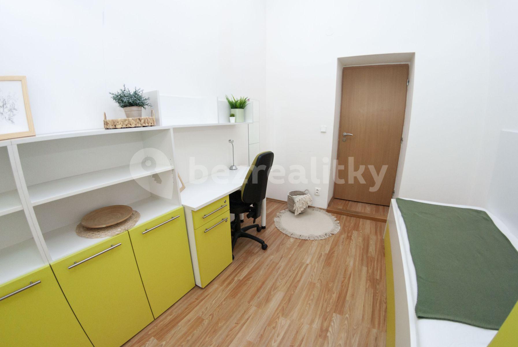 Pronájem bytu 3+1 55 m², Běhounská, Brno, Jihomoravský kraj