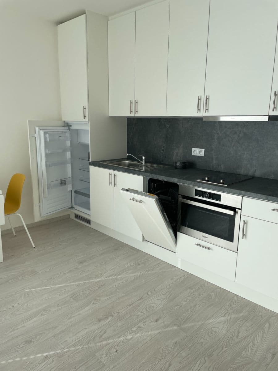Pronájem bytu 1+kk 30 m², Křižíkova, Praha, Praha Pronájem bytu 1+kk 30 m², Křižíkova, Praha, Praha