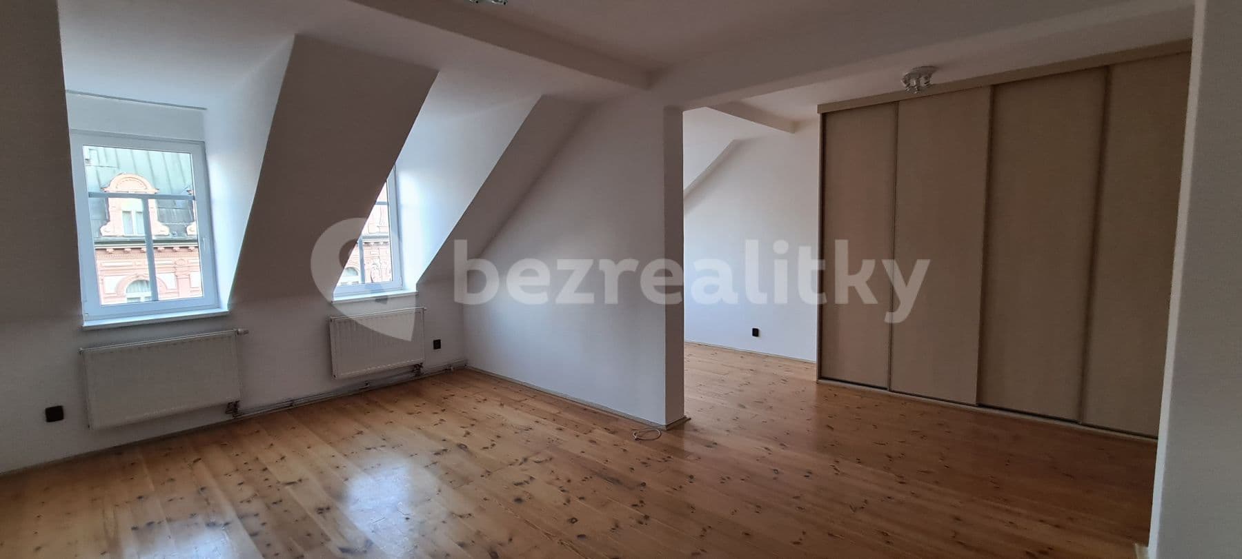 Pronájem bytu 2+1 52 m², Bělehradská, Karlovy Vary, Karlovarský kraj Pronájem bytu 2+1 52 m², Bělehradská, Karlovy Vary, Karlovarský kraj