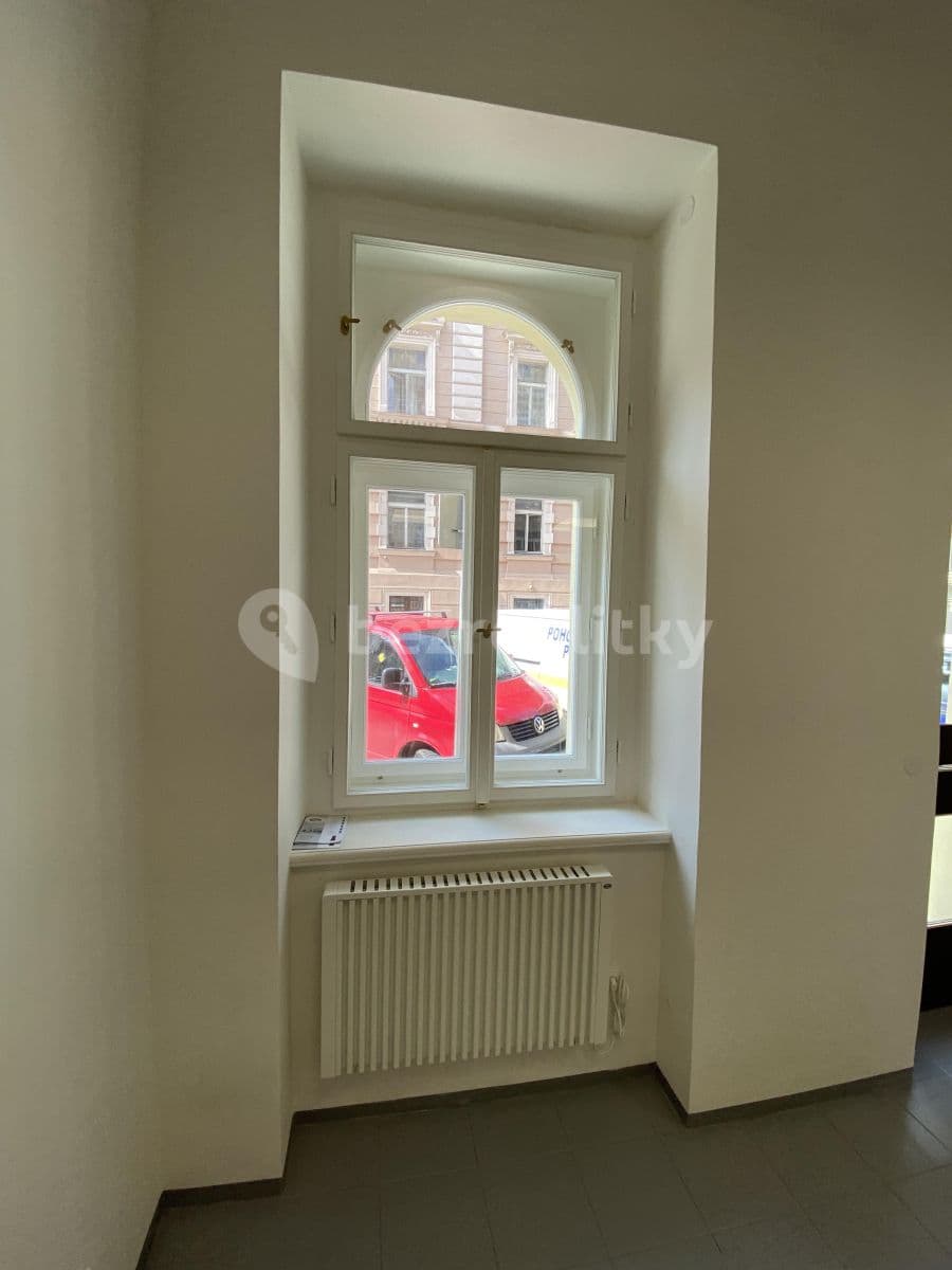 Pronájem nebytového prostoru 35 m², Malátova, Praha, Praha Pronájem nebytového prostoru 35 m², Malátova, Praha, Praha