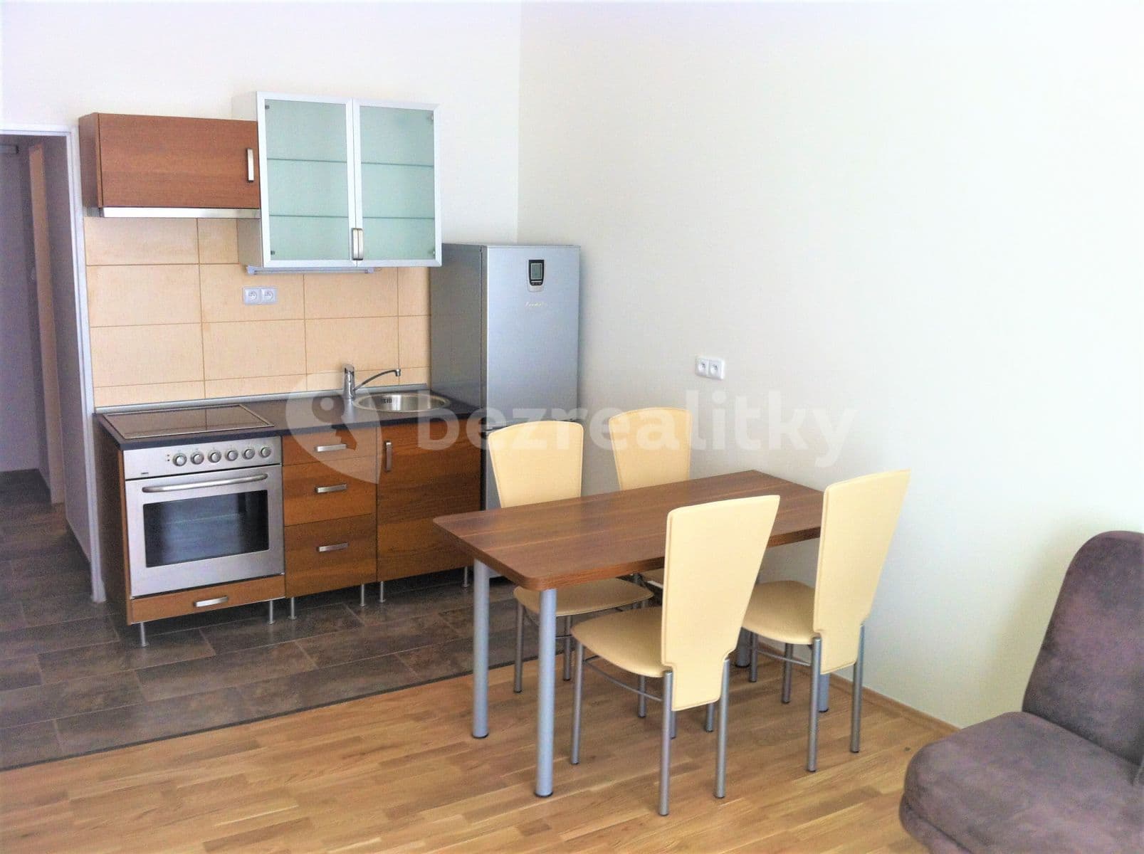 Pronájem bytu 2+kk 38 m², Slezská, Praha, Praha Pronájem bytu 2+kk 38 m², Slezská, Praha, Praha