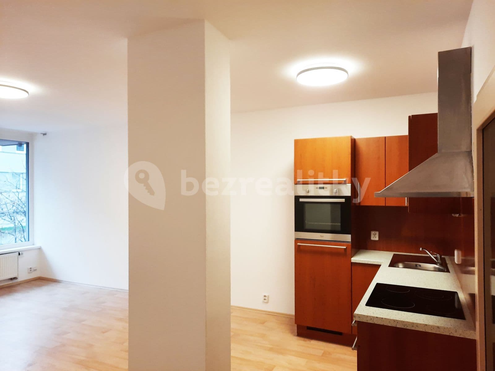 Pronájem bytu 1+kk 40 m², Trmická, Praha, Praha Pronájem bytu 1+kk 40 m², Trmická, Praha, Praha