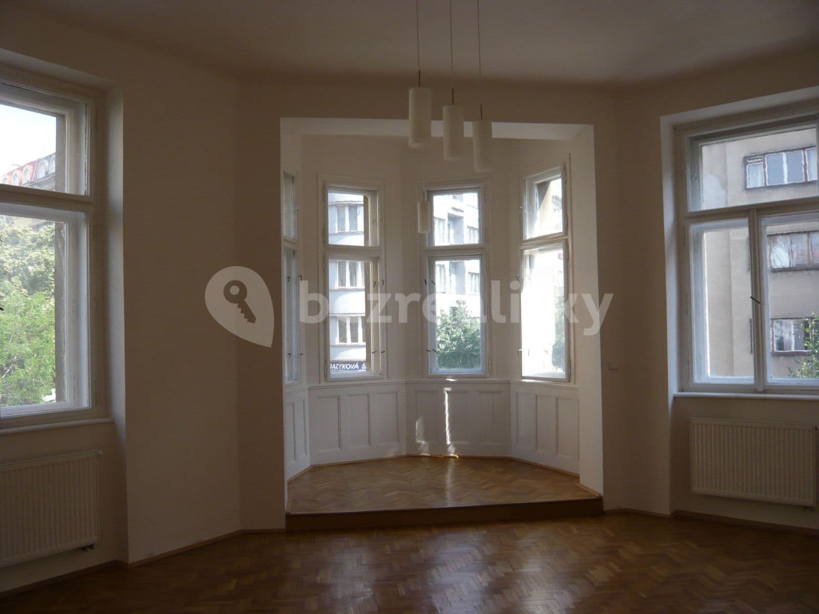 Pronájem bytu 2+1 70 m², Lucemburská, Praha, Praha Pronájem bytu 2+1 70 m², Lucemburská, Praha, Praha