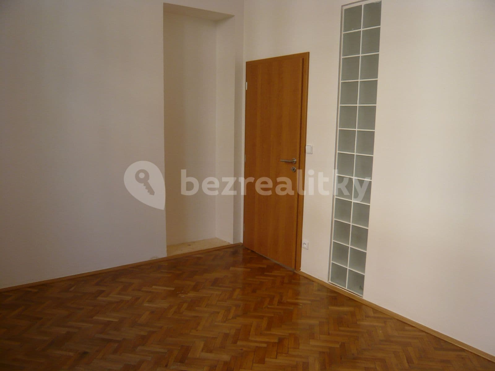 Pronájem bytu 2+1 70 m², Lucemburská, Praha, Praha Pronájem bytu 2+1 70 m², Lucemburská, Praha, Praha