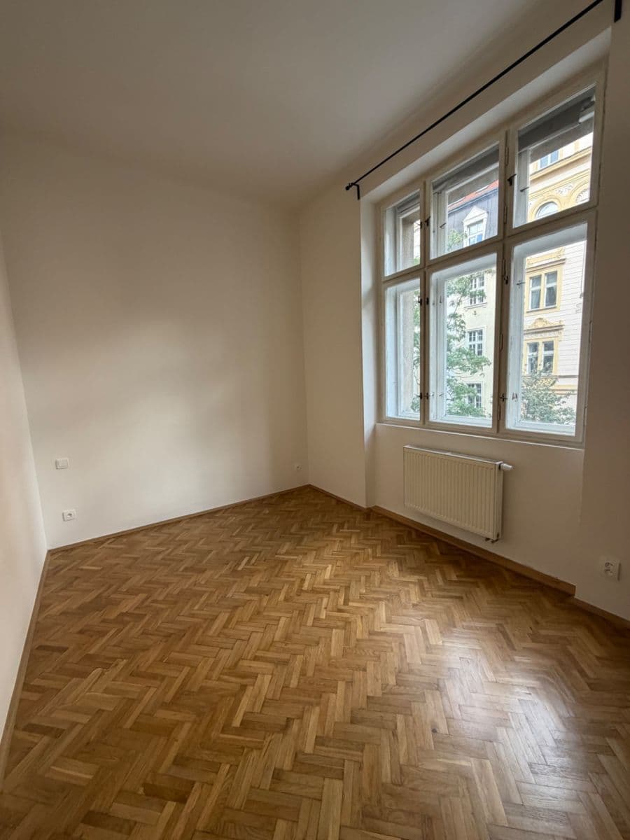Pronájem bytu 2+1 72 m², Lucemburská, Praha, Praha Pronájem bytu 2+1 72 m², Lucemburská, Praha, Praha