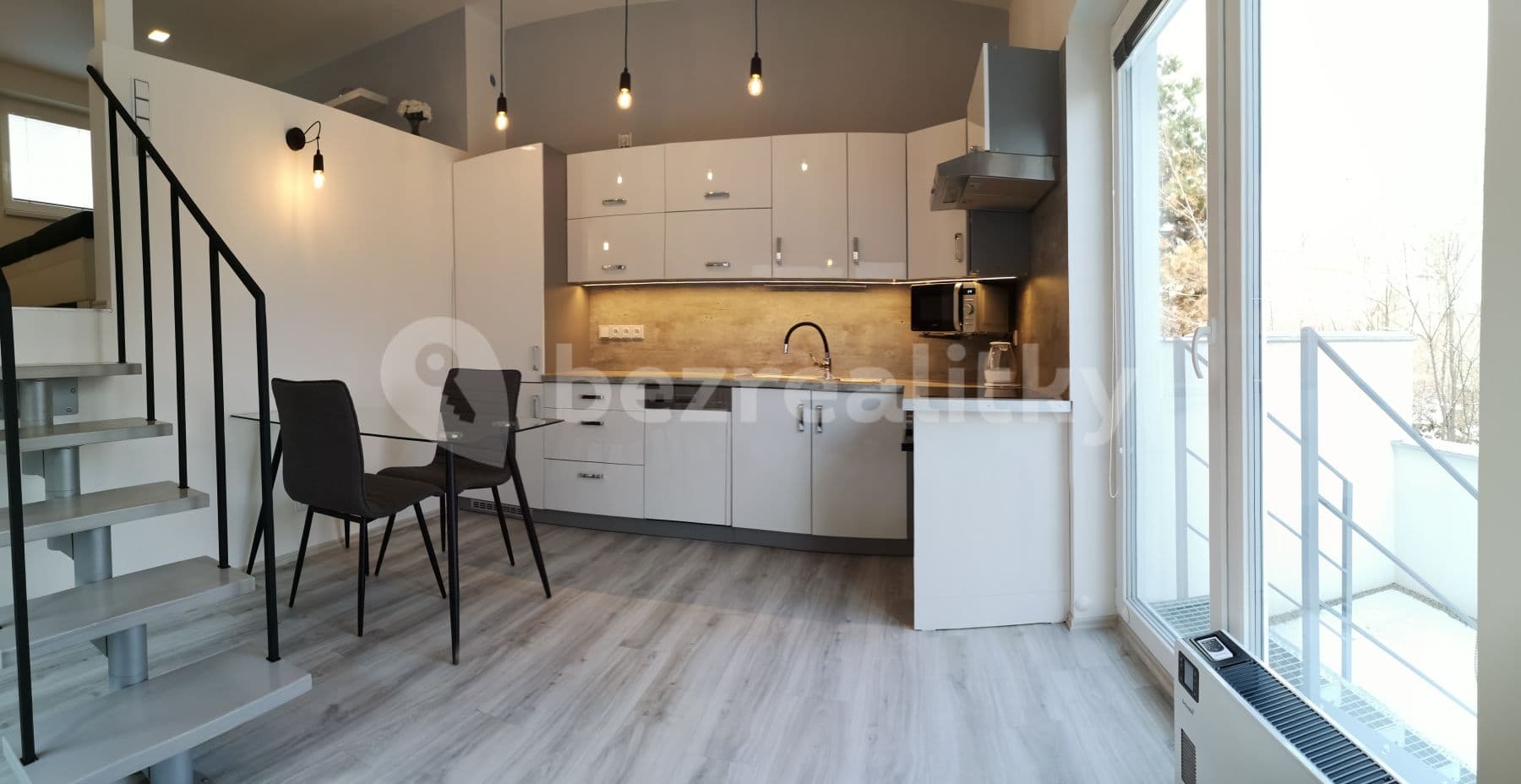 Pronájem domu 51 m², pozemek 10 m², K vodojemu, Praha, Praha Pronájem domu 51 m², pozemek 10 m², K vodojemu, Praha, Praha