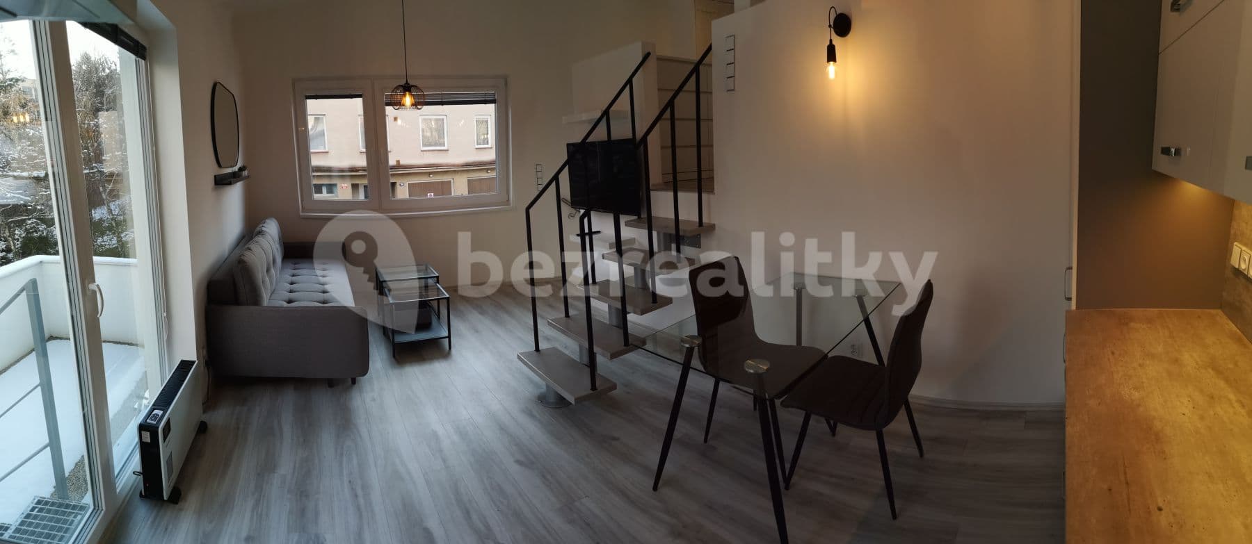 Pronájem domu 51 m², pozemek 10 m², K vodojemu, Praha, Praha Pronájem domu 51 m², pozemek 10 m², K vodojemu, Praha, Praha