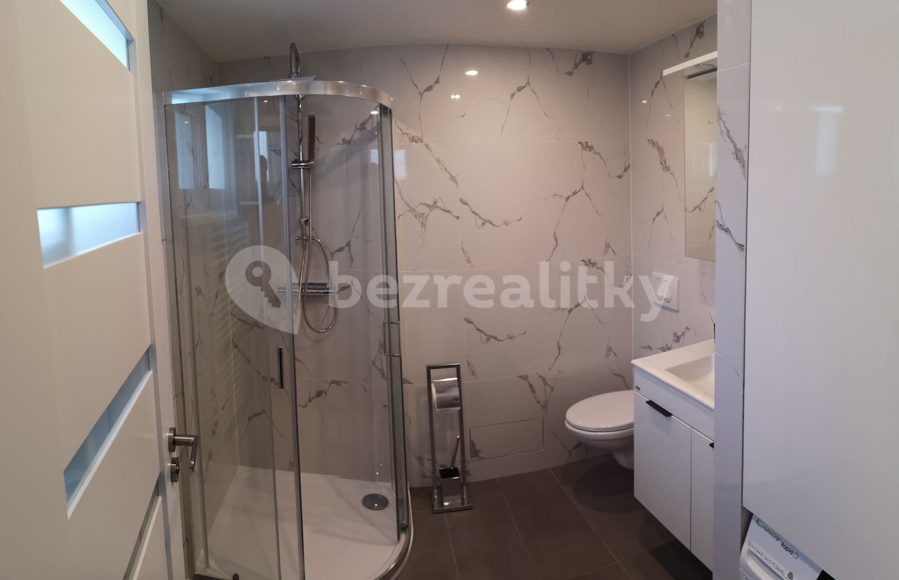 Pronájem domu 51 m², pozemek 10 m², K vodojemu, Praha, Praha Pronájem domu 51 m², pozemek 10 m², K vodojemu, Praha, Praha