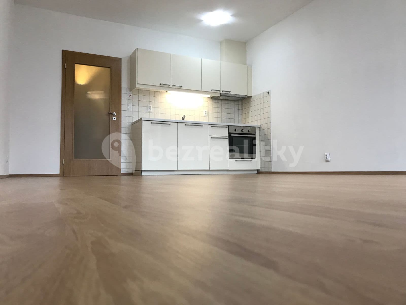 Pronájem bytu 1+kk 35 m², Sazovická, Praha, Praha Pronájem bytu 1+kk 35 m², Sazovická, Praha, Praha