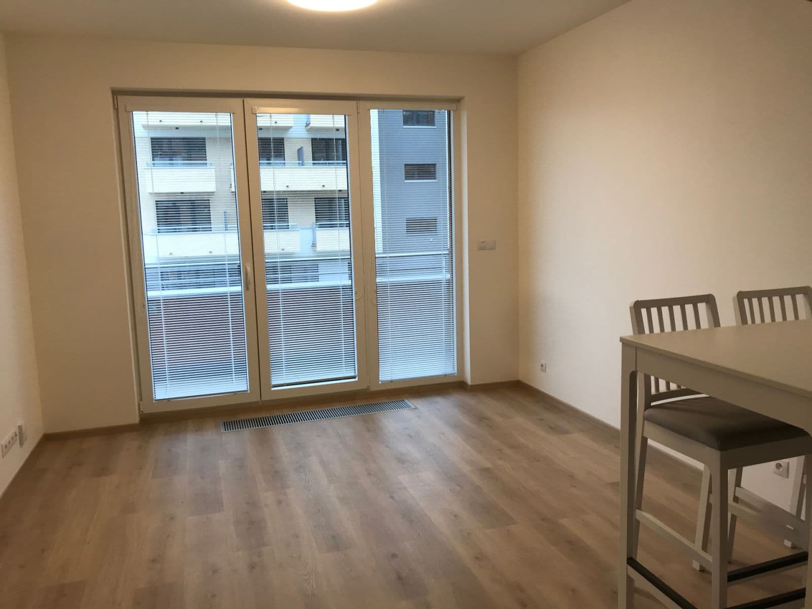 Pronájem bytu 1+kk 30 m², Do Zahrádek Ⅰ, Praha, Praha Pronájem bytu 1+kk 30 m², Do Zahrádek Ⅰ, Praha, Praha