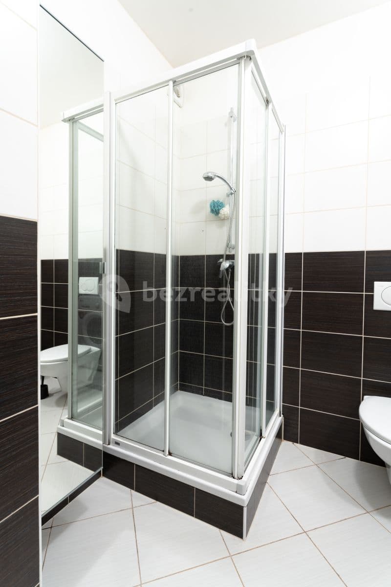 Pronájem bytu 1+kk 28 m², Zakšínská, Praha, Praha Pronájem bytu 1+kk 28 m², Zakšínská, Praha, Praha