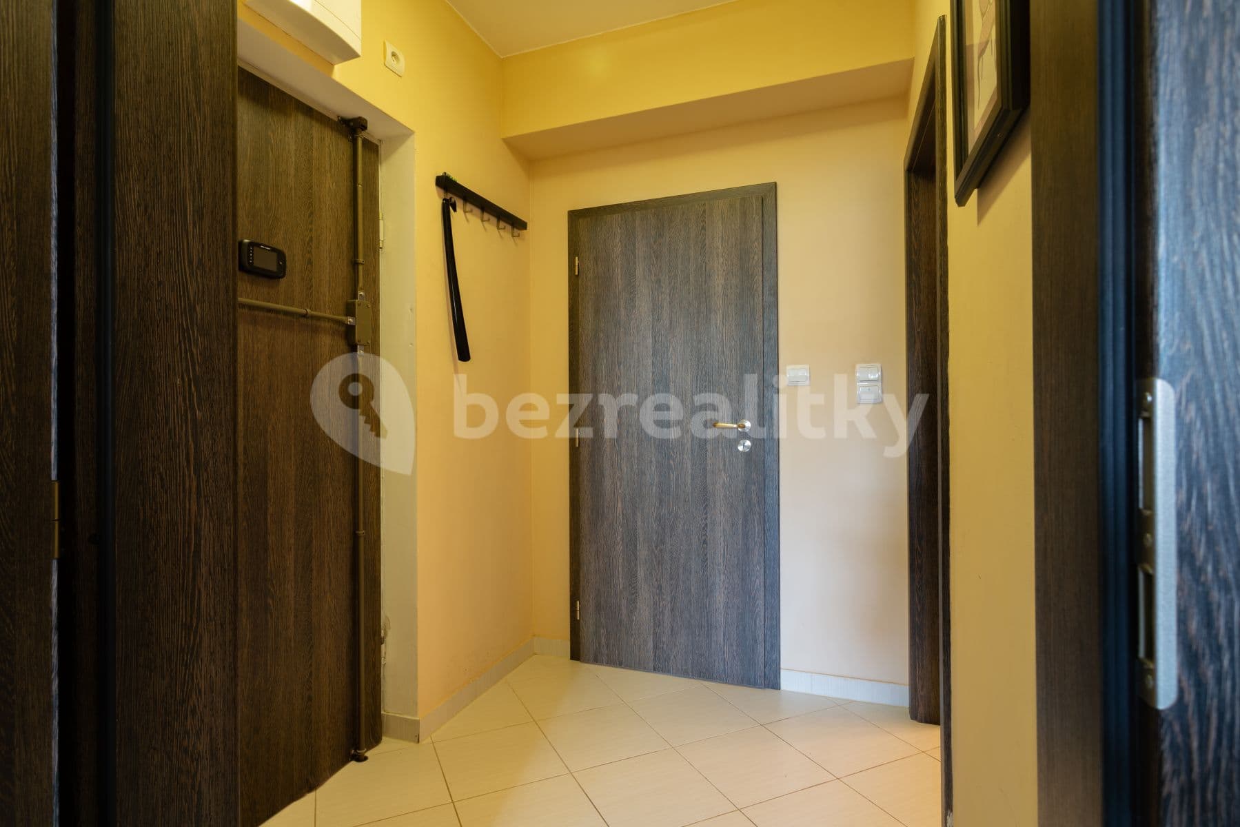 Pronájem bytu 1+kk 28 m², Zakšínská, Praha, Praha Pronájem bytu 1+kk 28 m², Zakšínská, Praha, Praha