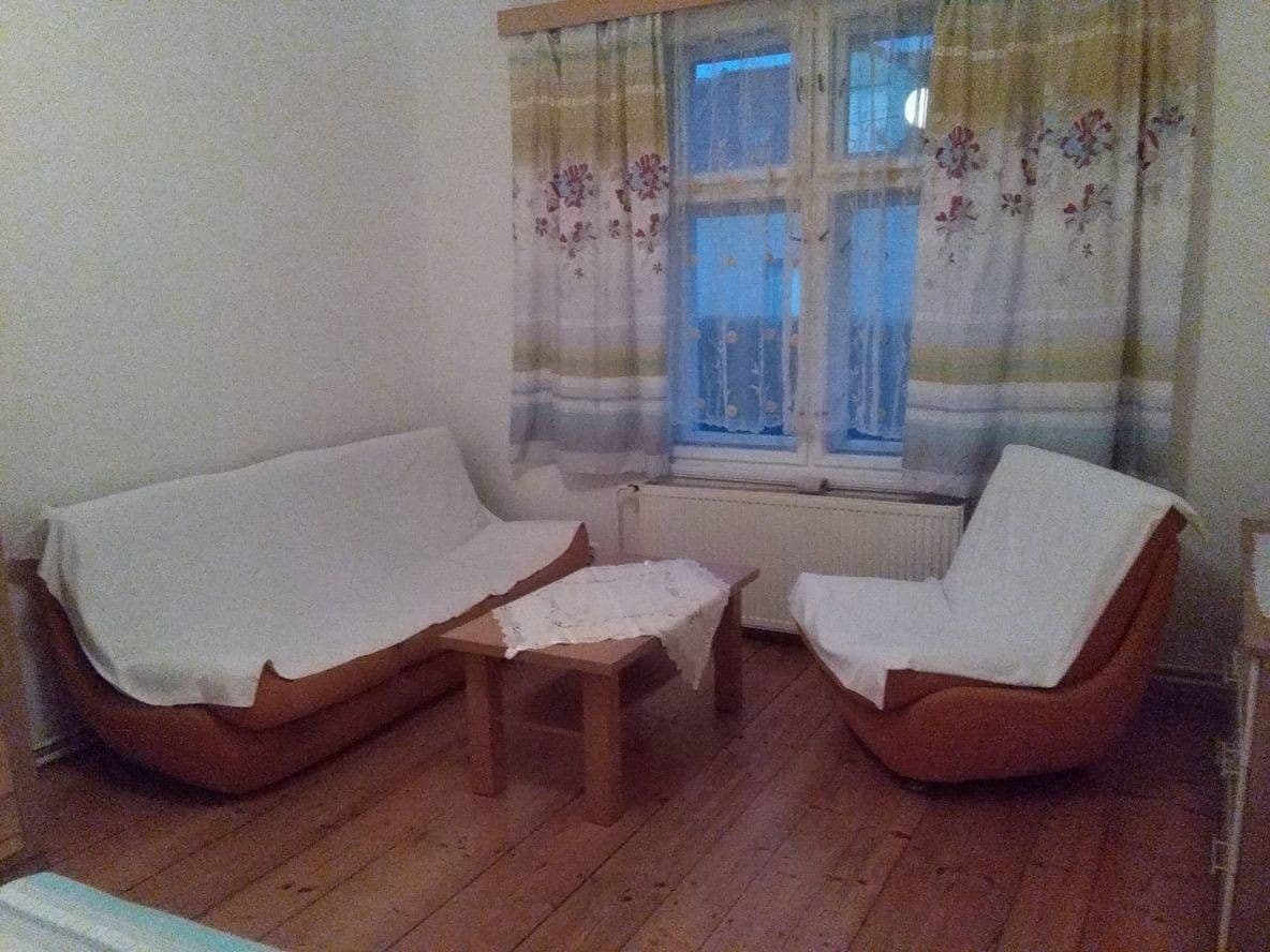 Pronájem bytu 1+1 40 m², Hálkova, Pečky, Středočeský kraj Pronájem bytu 1+1 40 m², Hálkova, Pečky, Středočeský kraj