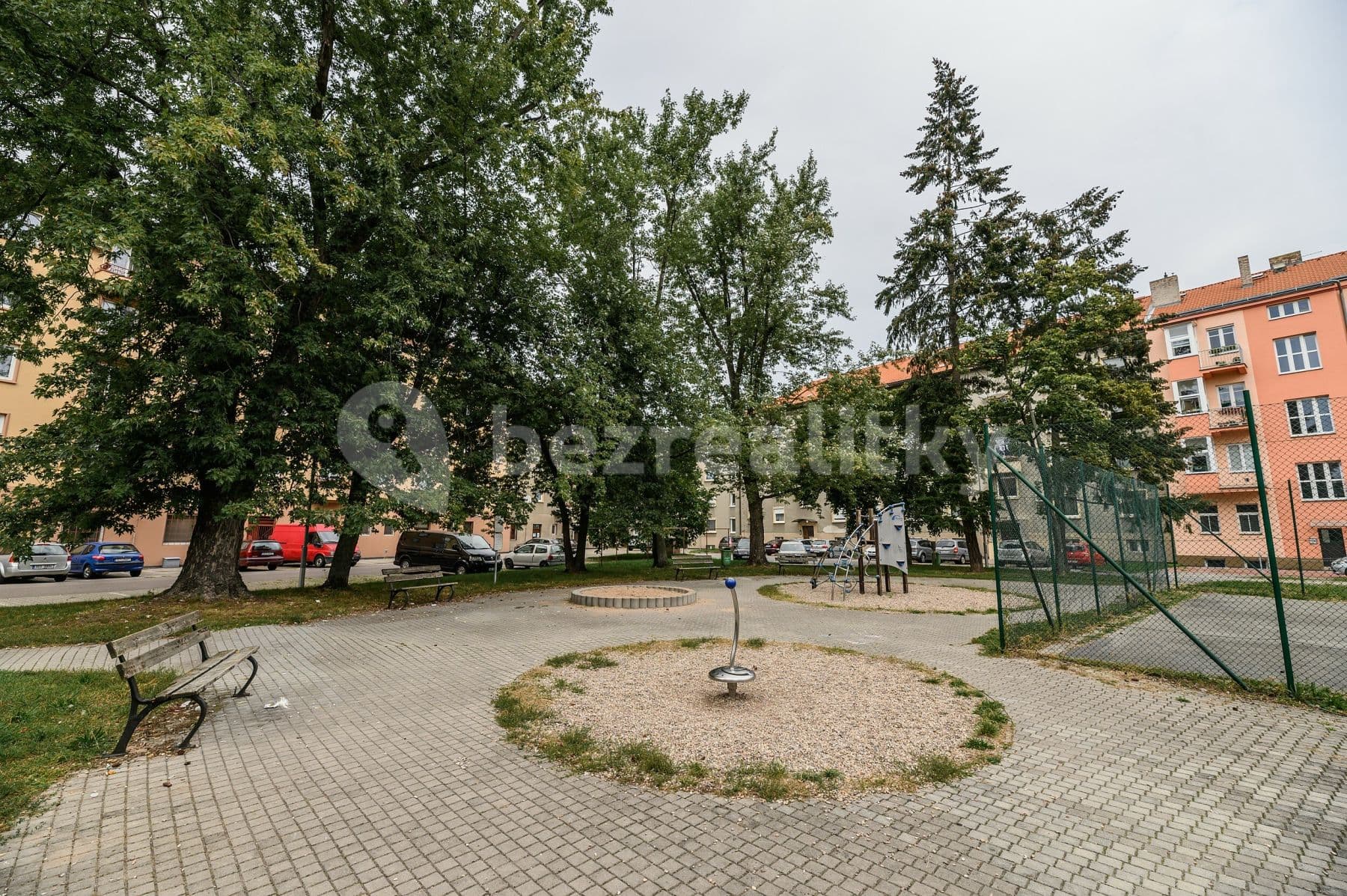 Pronájem bytu 1+kk 22 m², Macanova, Pardubice, Pardubický kraj Pronájem bytu 1+kk 22 m², Macanova, Pardubice, Pardubický kraj