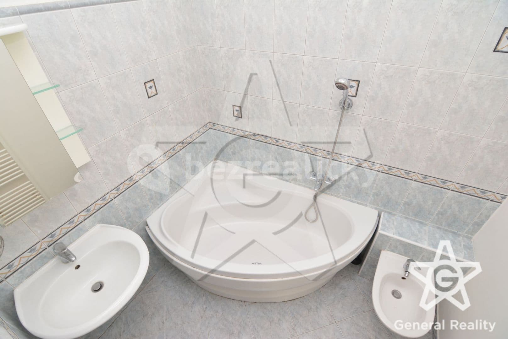 Pronájem bytu 3+kk 60 m², Antonína Bečváře, Brandýs nad Labem-Stará Boleslav, Středočeský kraj Pronájem bytu 3+kk 60 m², Antonína Bečváře, Brandýs nad Labem-Stará Boleslav, Středočeský kraj