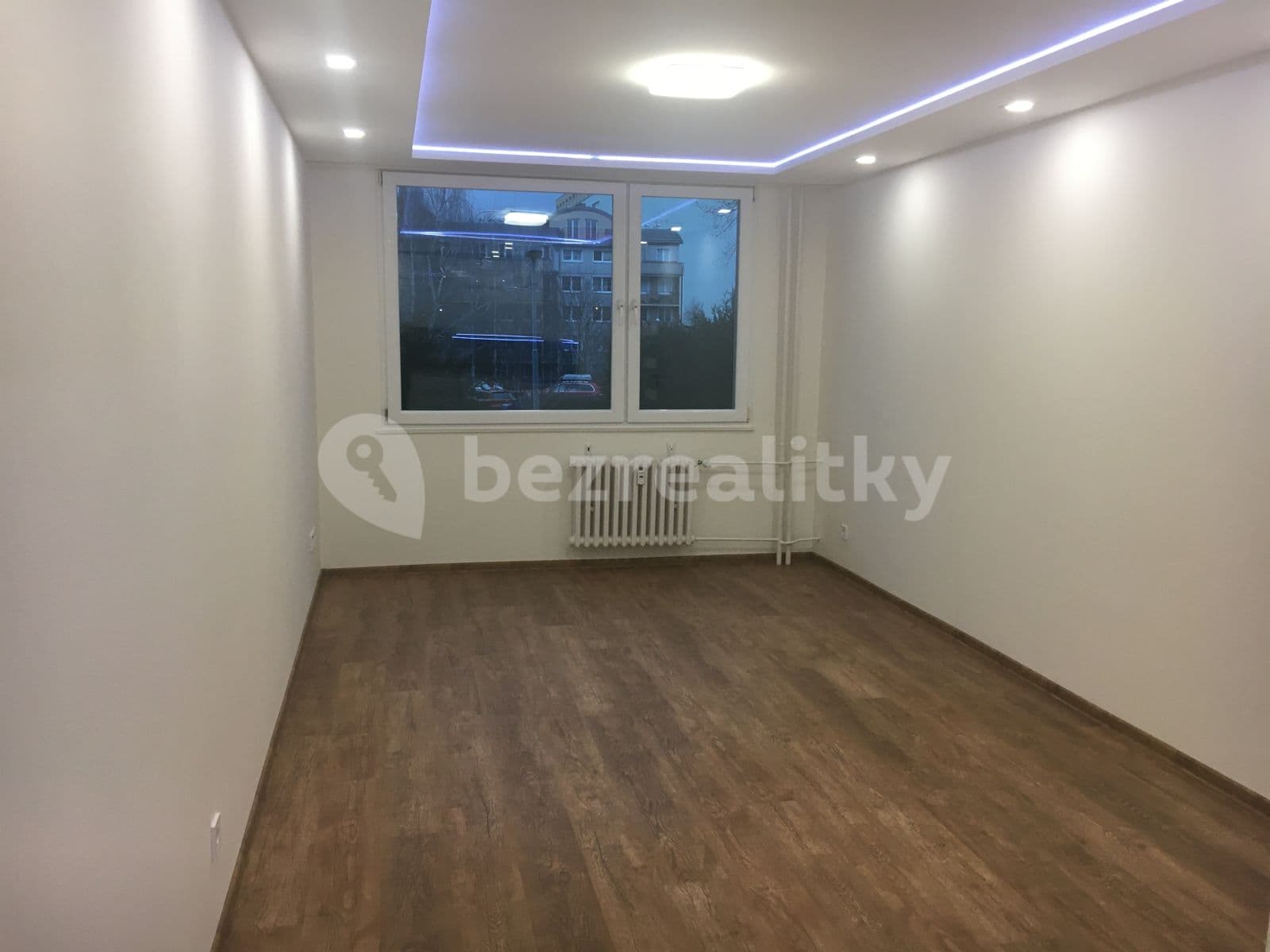 Pronájem bytu 2+kk 45 m², Nevanova, Praha, Praha Pronájem bytu 2+kk 45 m², Nevanova, Praha, Praha