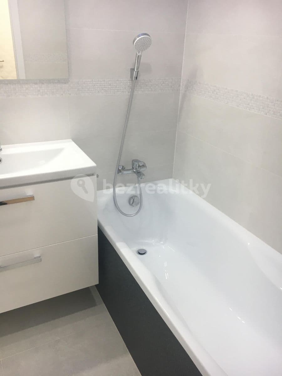Pronájem bytu 2+kk 45 m², Nevanova, Praha, Praha Pronájem bytu 2+kk 45 m², Nevanova, Praha, Praha