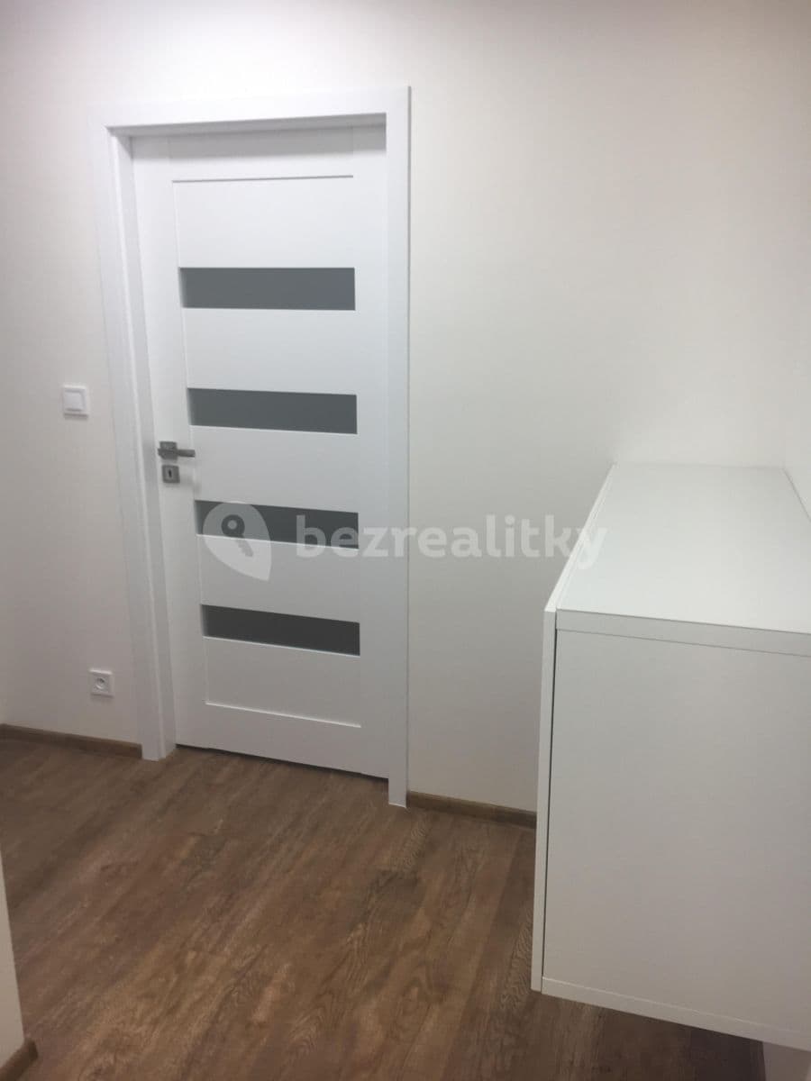 Pronájem bytu 2+kk 45 m², Nevanova, Praha, Praha Pronájem bytu 2+kk 45 m², Nevanova, Praha, Praha
