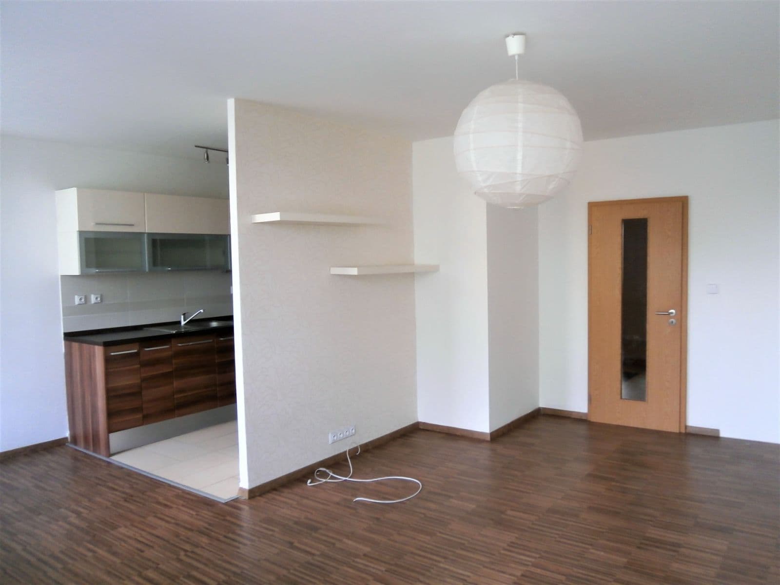 Pronájem bytu 3+1 78 m², Zvoncovitá, Praha, Praha Pronájem bytu 3+1 78 m², Zvoncovitá, Praha, Praha