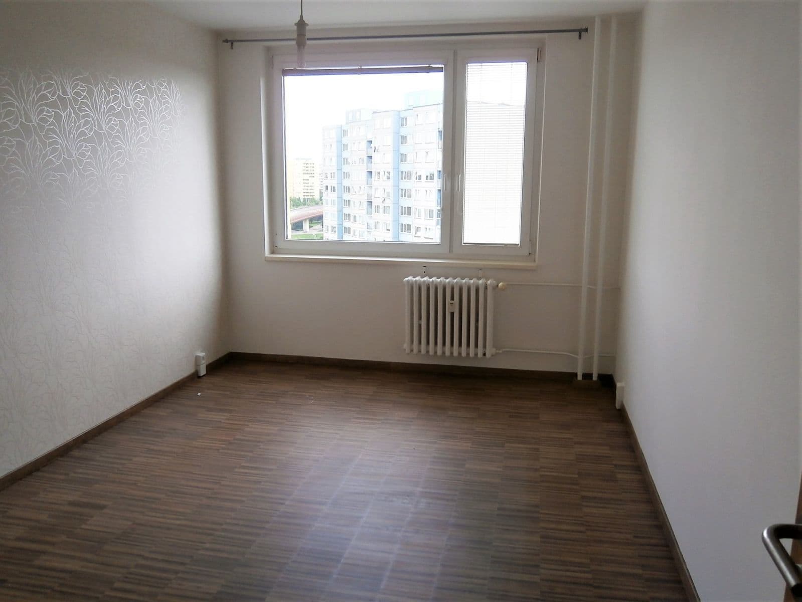 Pronájem bytu 3+1 78 m², Zvoncovitá, Praha, Praha Pronájem bytu 3+1 78 m², Zvoncovitá, Praha, Praha