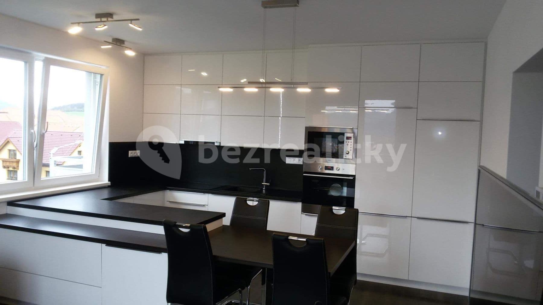 Pronájem bytu 3+kk 70 m², Dlouhá, Tišnov, Jihomoravský kraj Pronájem bytu 3+kk 70 m², Dlouhá, Tišnov, Jihomoravský kraj