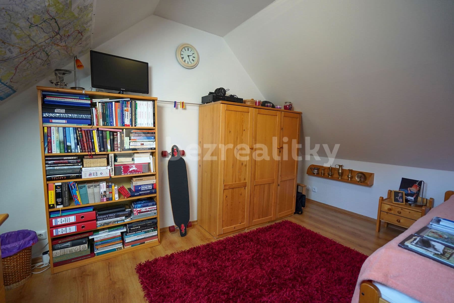 Pronájem domu 90 m², pozemek 300 m², Náves, Úholičky, Středočeský kraj Pronájem domu 90 m², pozemek 300 m², Náves, Úholičky, Středočeský kraj