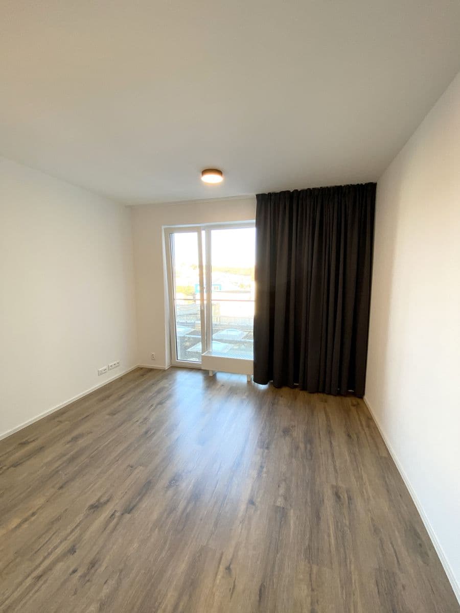 Pronájem bytu Garsoniéra 21 m², Chaloupkova, Brno, Jihomoravský kraj Pronájem bytu Garsoniéra 21 m², Chaloupkova, Brno, Jihomoravský kraj