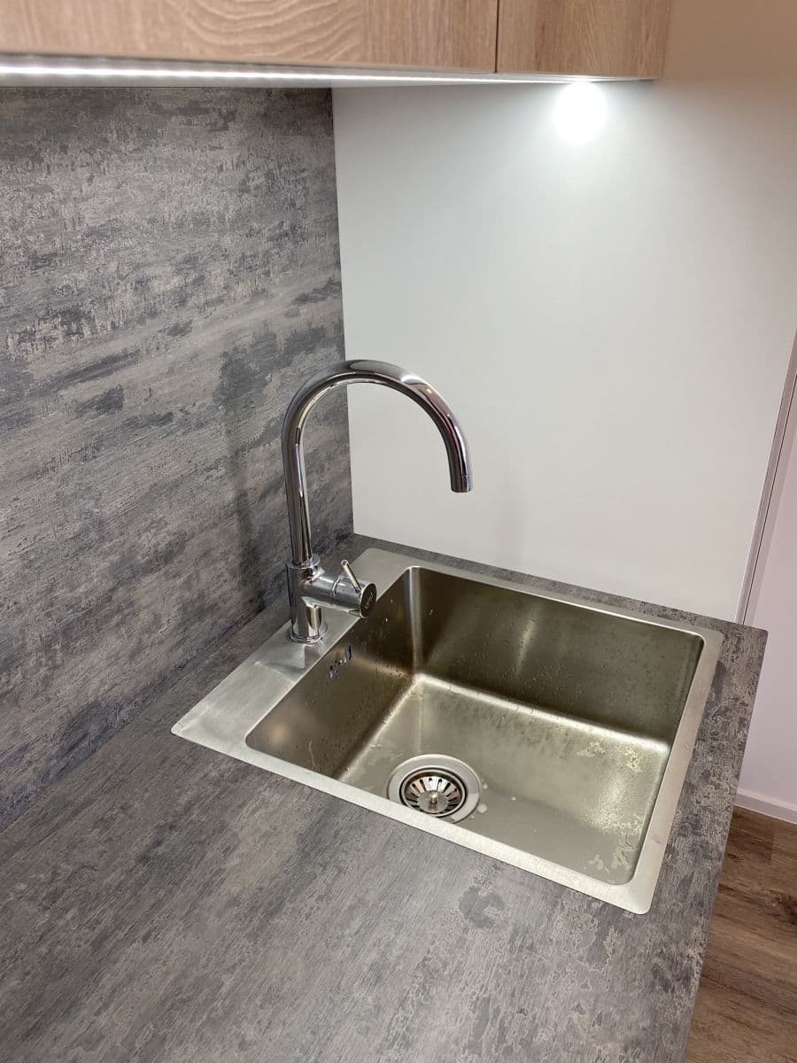 Pronájem bytu Garsoniéra 21 m², Chaloupkova, Brno, Jihomoravský kraj Pronájem bytu Garsoniéra 21 m², Chaloupkova, Brno, Jihomoravský kraj