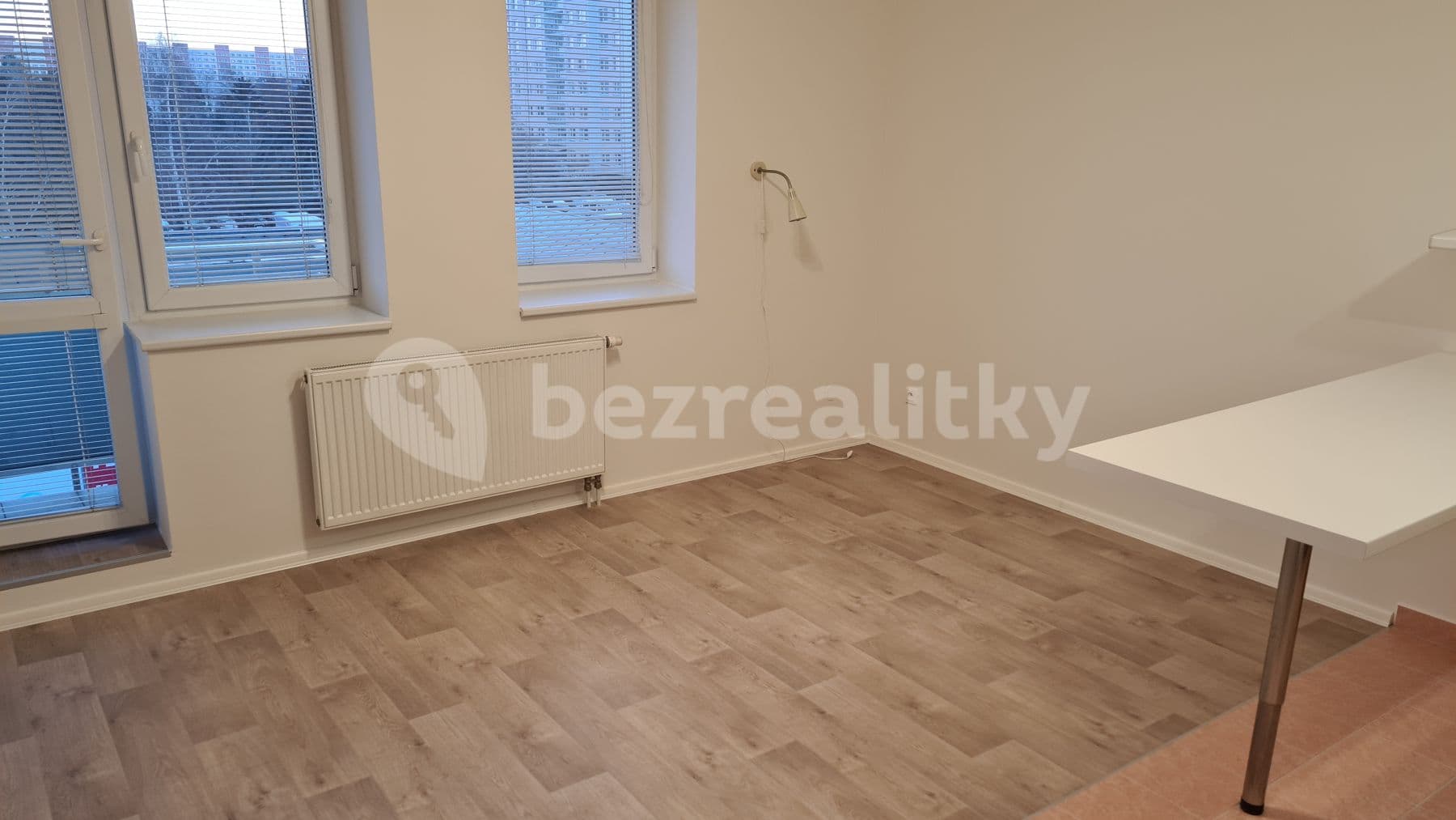 Pronájem bytu 1+kk 30 m², Boloňská, Praha, Praha Pronájem bytu 1+kk 30 m², Boloňská, Praha, Praha