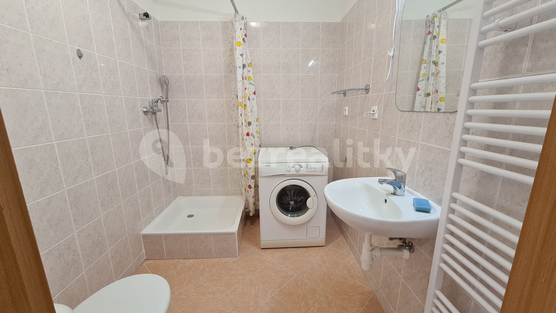 Pronájem bytu 1+kk 30 m², Boloňská, Praha, Praha Pronájem bytu 1+kk 30 m², Boloňská, Praha, Praha