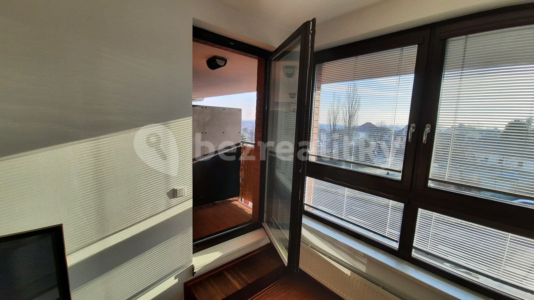 Pronájem bytu 2+kk 47 m², Jeremiášova, Praha, Praha Pronájem bytu 2+kk 47 m², Jeremiášova, Praha, Praha