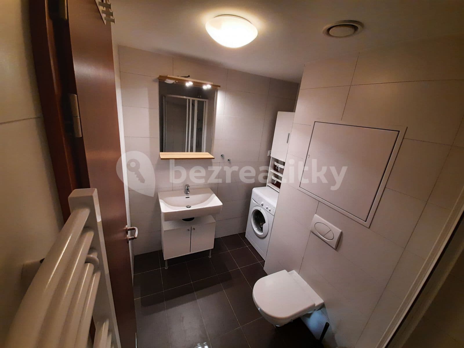 Pronájem bytu 2+kk 47 m², Jeremiášova, Praha, Praha Pronájem bytu 2+kk 47 m², Jeremiášova, Praha, Praha