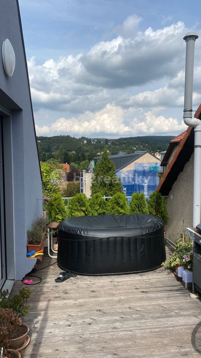 Pronájem bytu 3+kk 90 m², Komenského, Řevnice, Středočeský kraj Pronájem bytu 3+kk 90 m², Komenského, Řevnice, Středočeský kraj