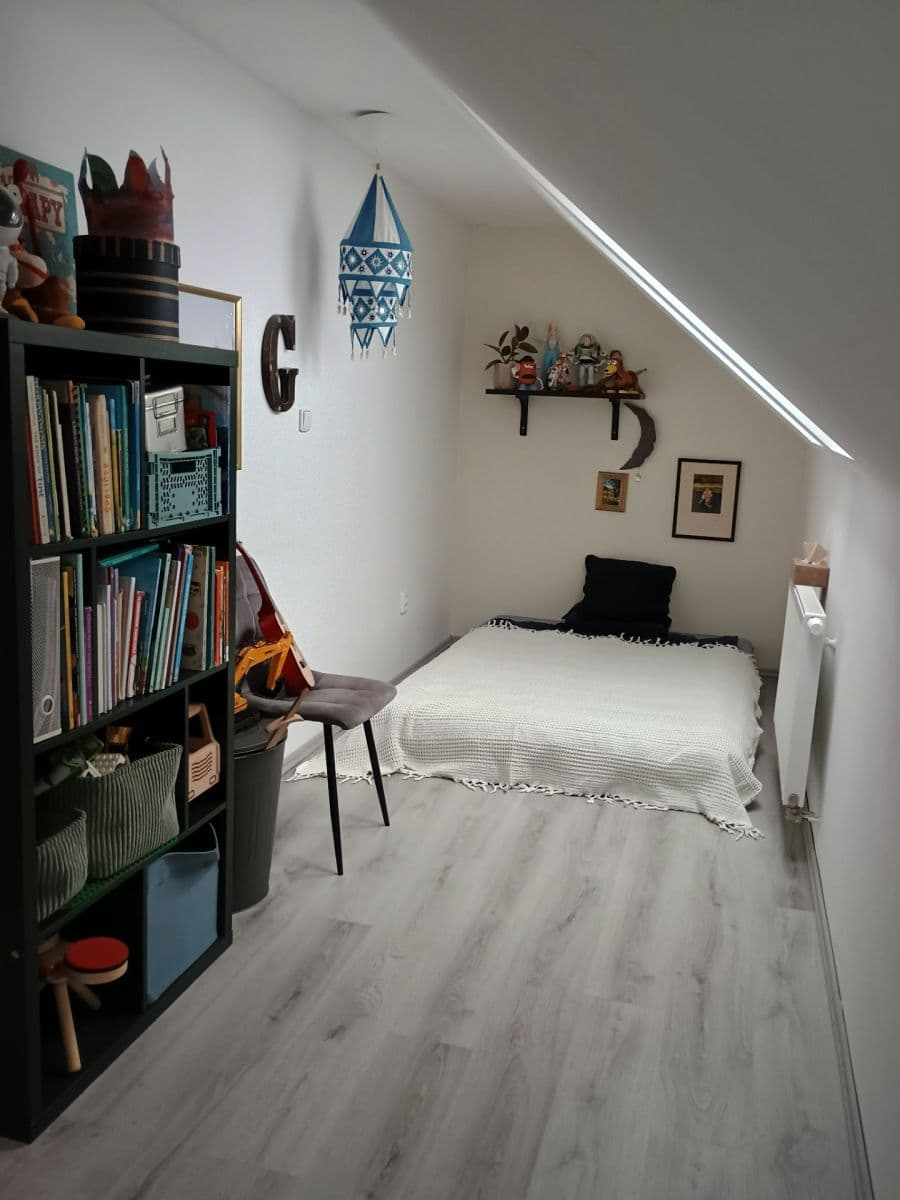 Pronájem bytu 3+kk 90 m², Komenského, Řevnice, Středočeský kraj Pronájem bytu 3+kk 90 m², Komenského, Řevnice, Středočeský kraj