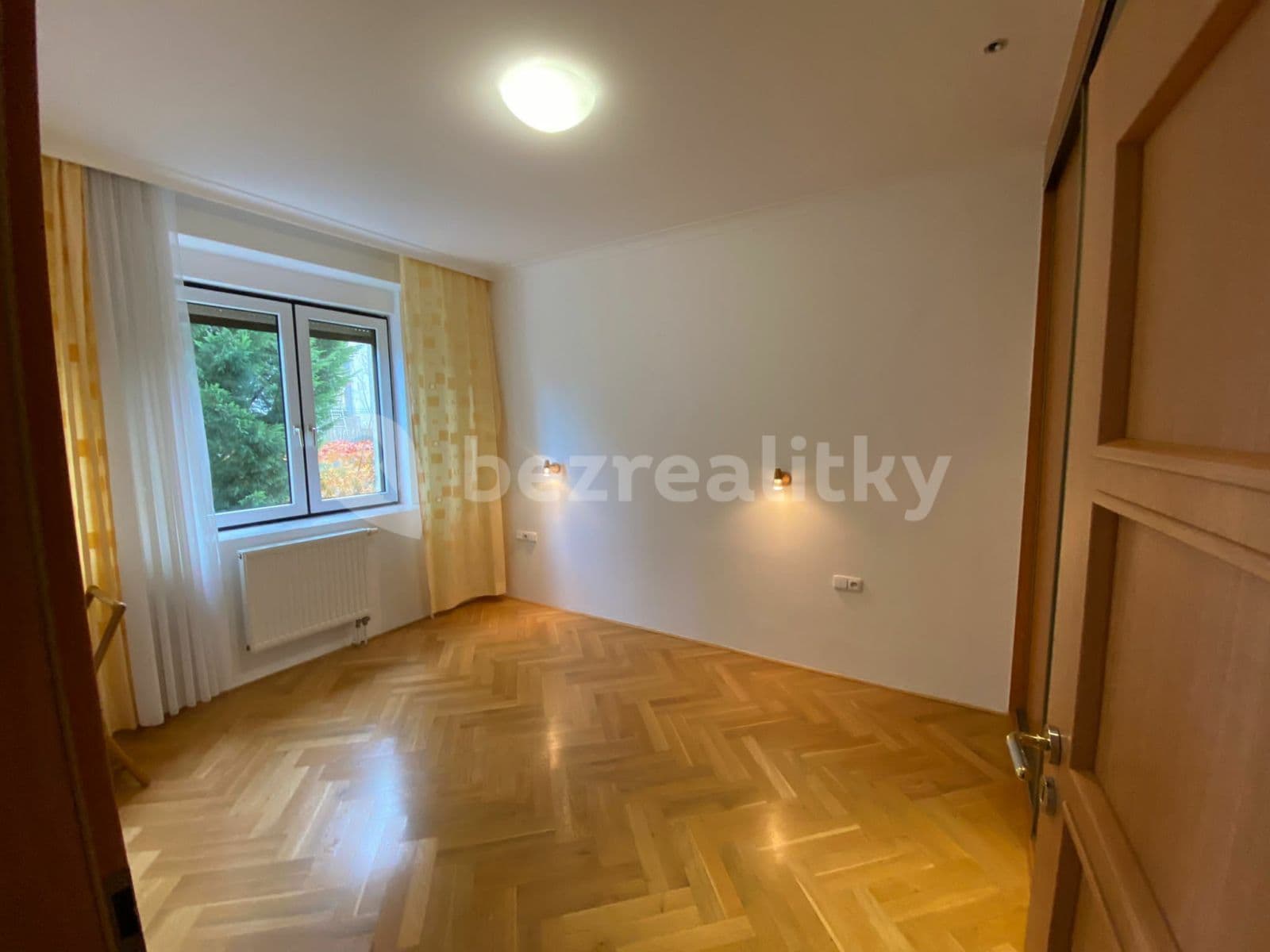 Pronájem bytu 2+kk 53 m², Pod Kesnerkou, Praha, Praha Pronájem bytu 2+kk 53 m², Pod Kesnerkou, Praha, Praha