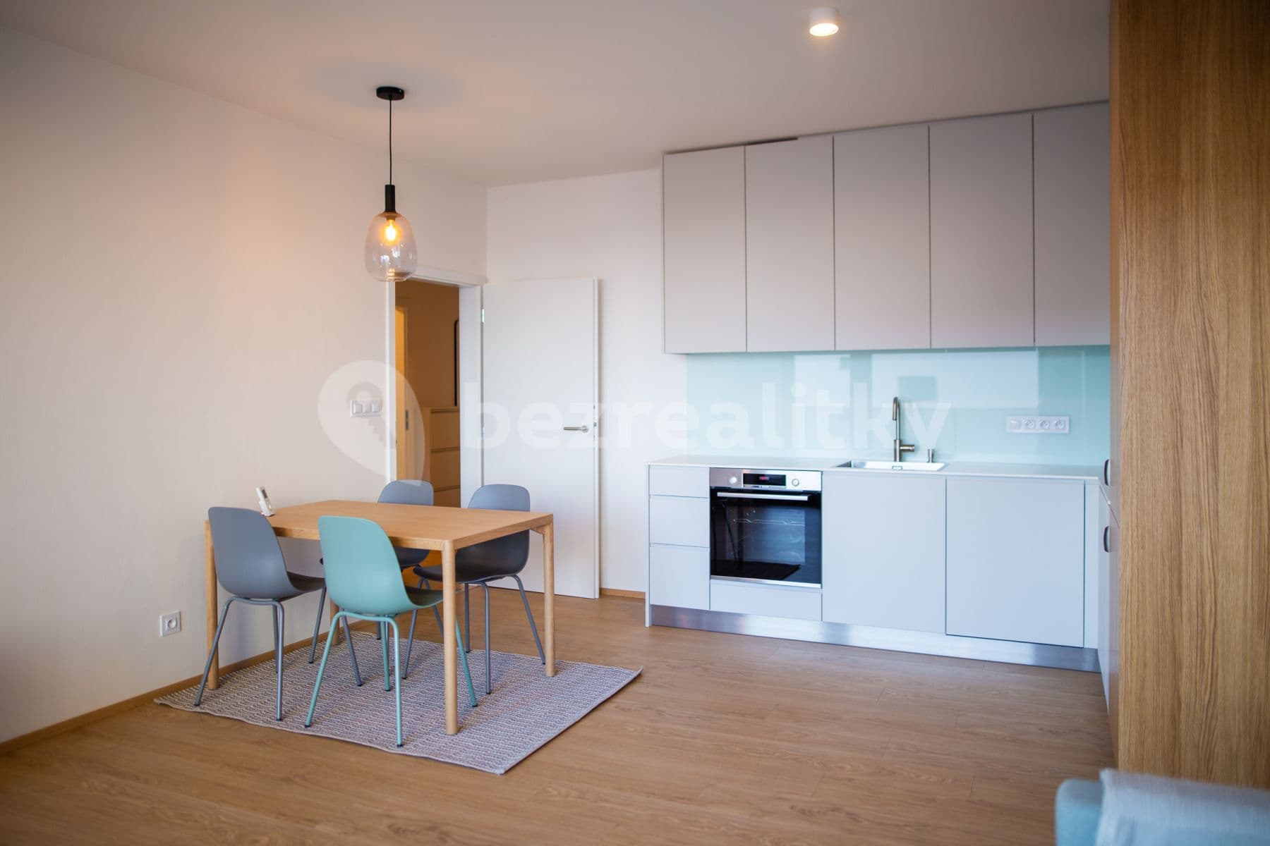 Pronájem bytu 2+kk 61 m², Kumpoštova, Brno, Jihomoravský kraj Pronájem bytu 2+kk 61 m², Kumpoštova, Brno, Jihomoravský kraj