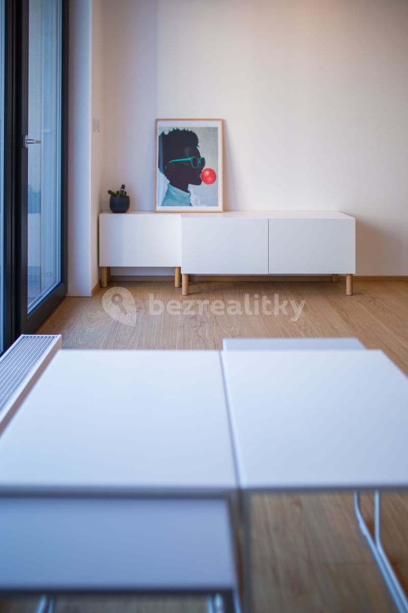 Pronájem bytu 2+kk 61 m², Kumpoštova, Brno, Jihomoravský kraj Pronájem bytu 2+kk 61 m², Kumpoštova, Brno, Jihomoravský kraj