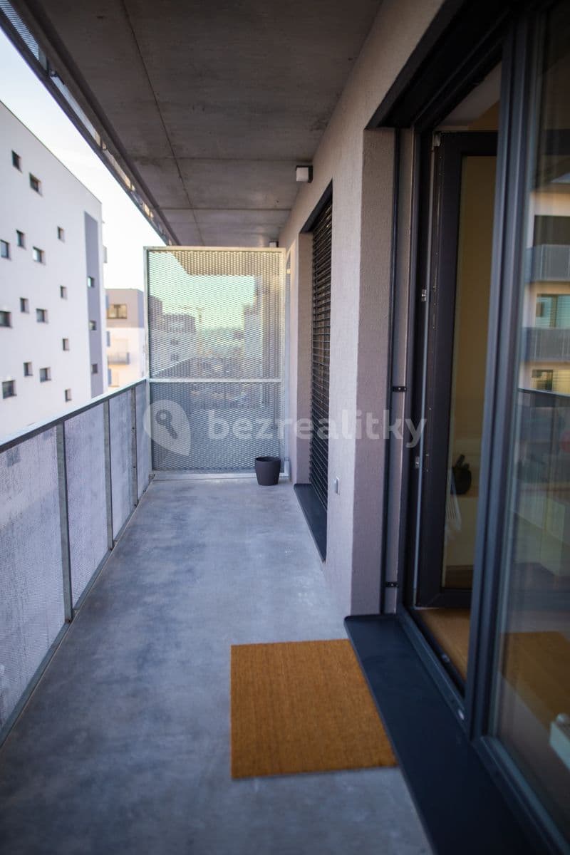 Pronájem bytu 2+kk 61 m², Kumpoštova, Brno, Jihomoravský kraj Pronájem bytu 2+kk 61 m², Kumpoštova, Brno, Jihomoravský kraj