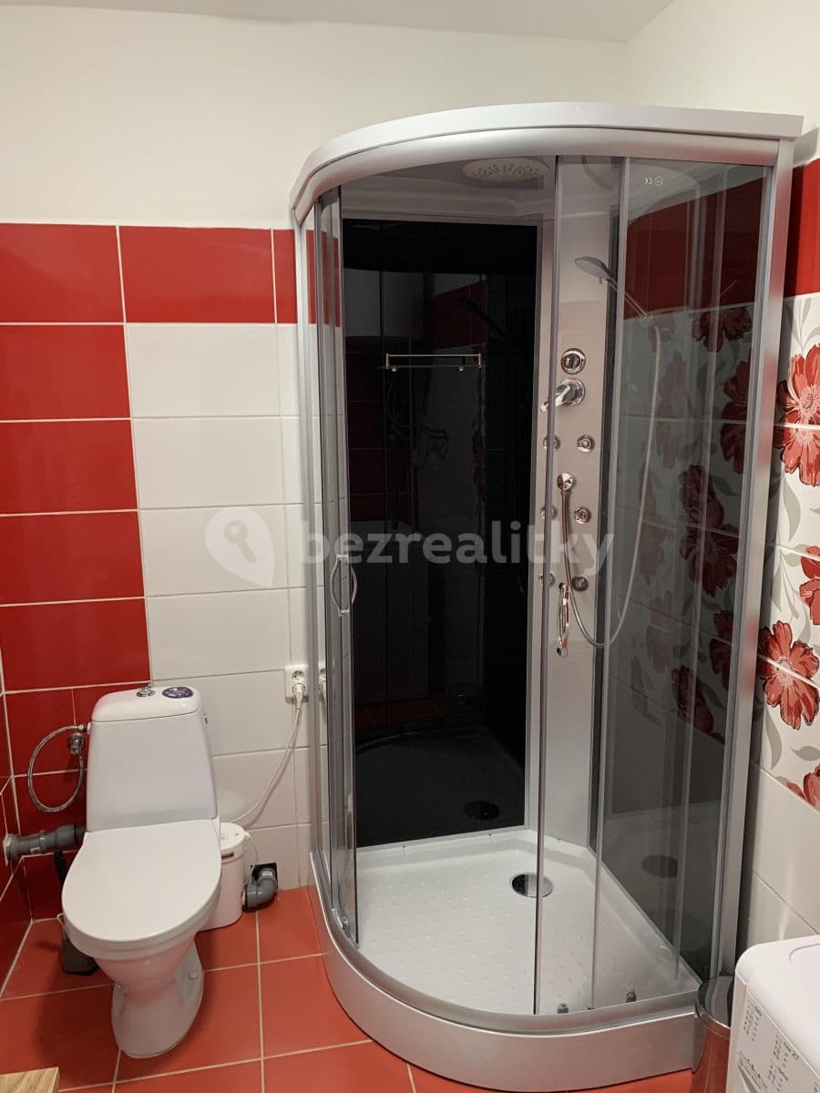 Pronájem bytu 1+1 45 m², Pod Rozhlednou, Jihlava, Kraj Vysočina Pronájem bytu 1+1 45 m², Pod Rozhlednou, Jihlava, Kraj Vysočina