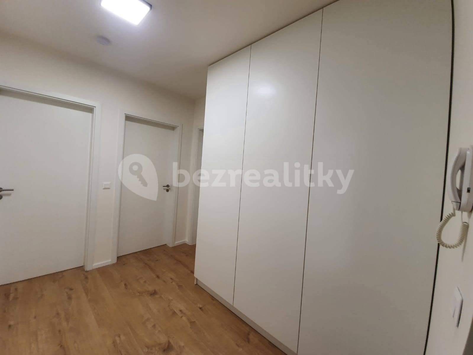 Pronájem bytu 2+kk 62 m², Duslova, Beroun, Středočeský kraj Pronájem bytu 2+kk 62 m², Duslova, Beroun, Středočeský kraj