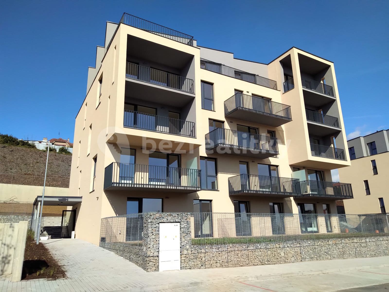 Pronájem bytu 2+kk 62 m², Duslova, Beroun, Středočeský kraj Pronájem bytu 2+kk 62 m², Duslova, Beroun, Středočeský kraj