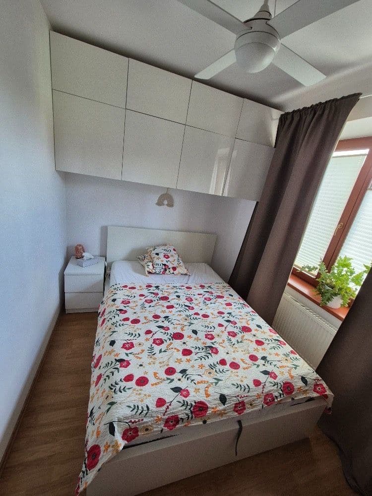 Pronájem bytu 2+kk 40 m², Luštěnická, Praha, Praha Pronájem bytu 2+kk 40 m², Luštěnická, Praha, Praha