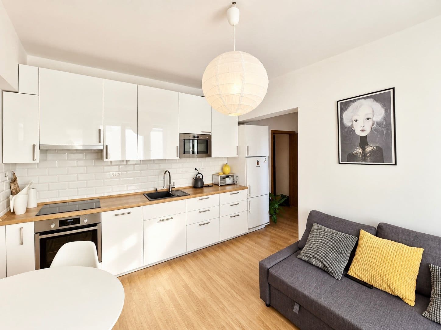 Pronájem bytu 2+kk 40 m², Luštěnická, Praha, Praha Pronájem bytu 2+kk 40 m², Luštěnická, Praha, Praha