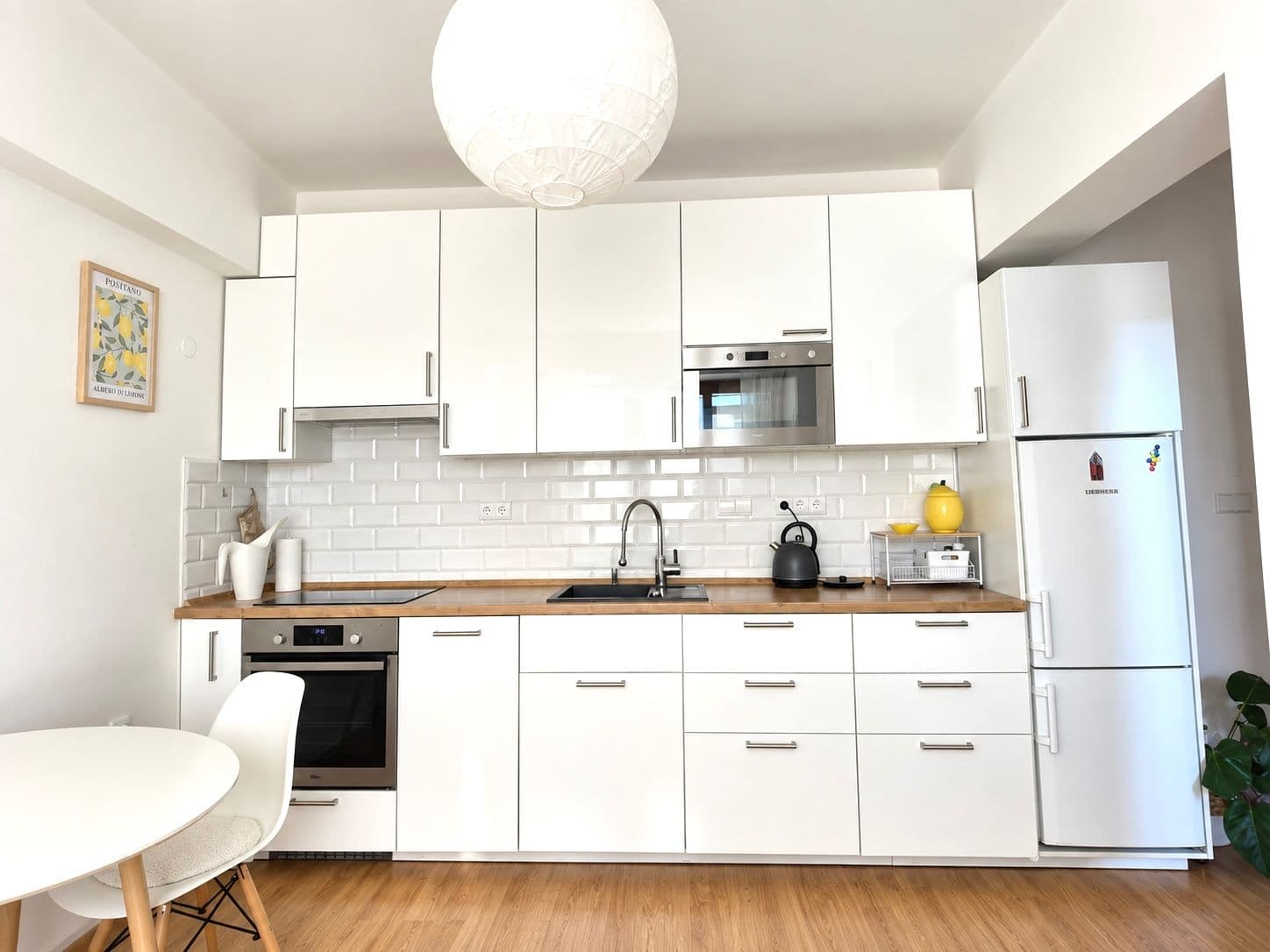 Pronájem bytu 2+kk 40 m², Luštěnická, Praha, Praha Pronájem bytu 2+kk 40 m², Luštěnická, Praha, Praha