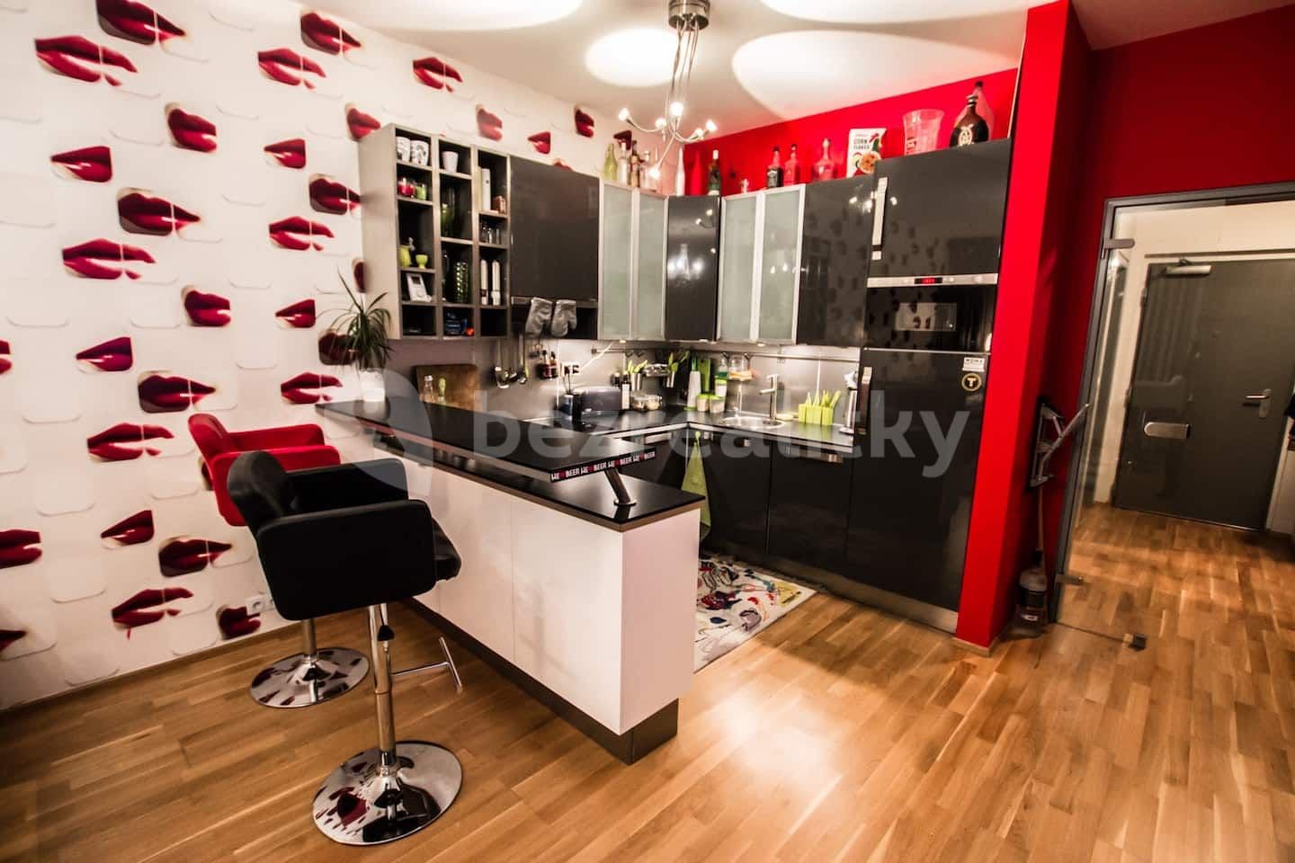 Pronájem bytu 2+kk 69 m², Korunní, Praha, Praha Pronájem bytu 2+kk 69 m², Korunní, Praha, Praha