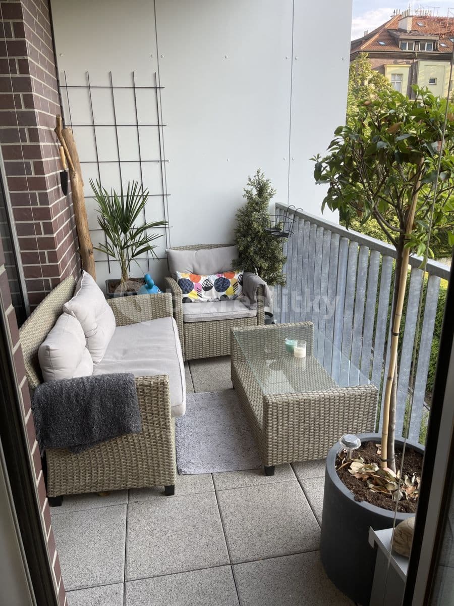 Pronájem bytu 2+kk 69 m², Korunní, Praha, Praha Pronájem bytu 2+kk 69 m², Korunní, Praha, Praha