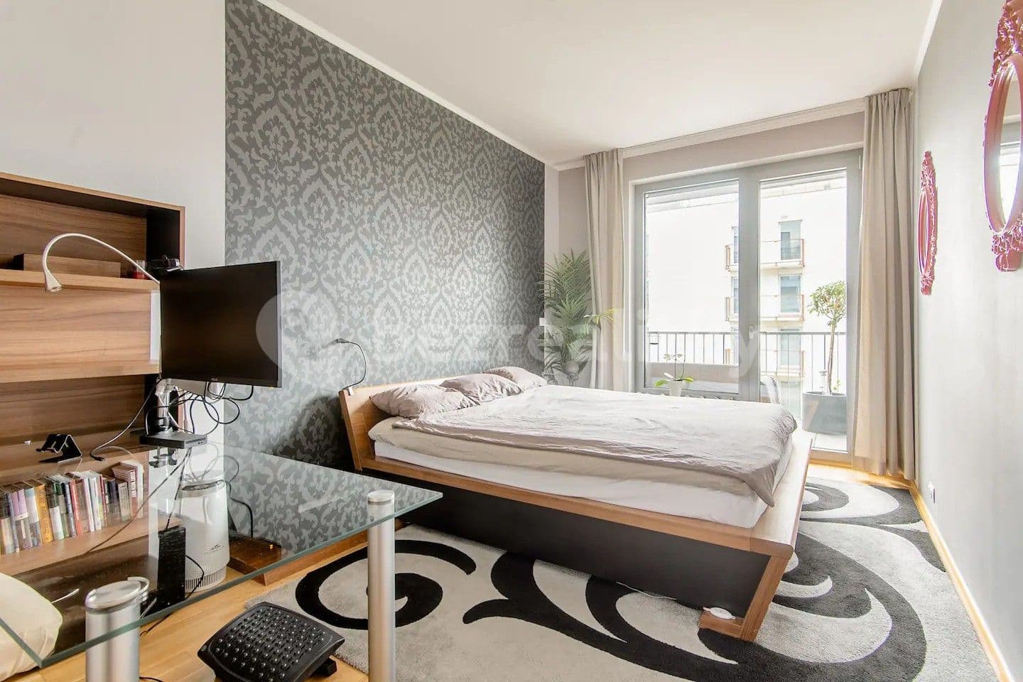 Pronájem bytu 2+kk 69 m², Korunní, Praha, Praha Pronájem bytu 2+kk 69 m², Korunní, Praha, Praha