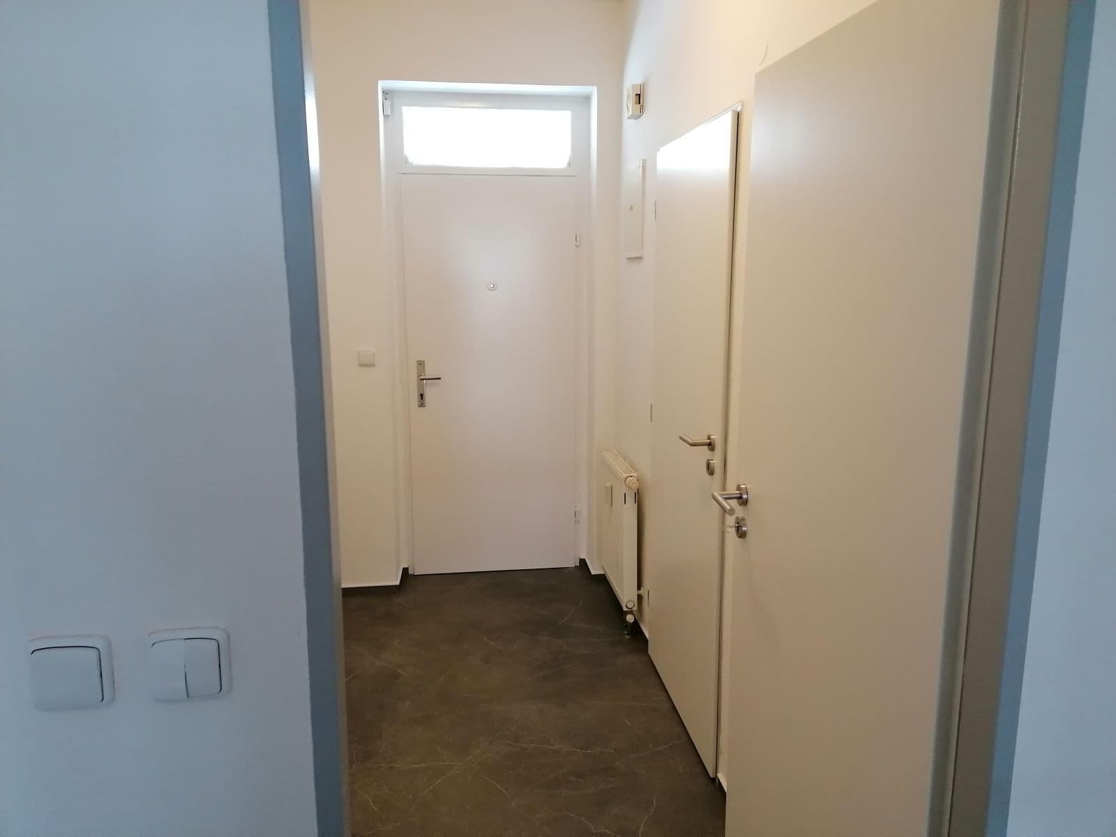 Pronájem bytu 1+kk 45 m², Podlesí IV, Zlín, Zlínský kraj Pronájem bytu 1+kk 45 m², Podlesí IV, Zlín, Zlínský kraj