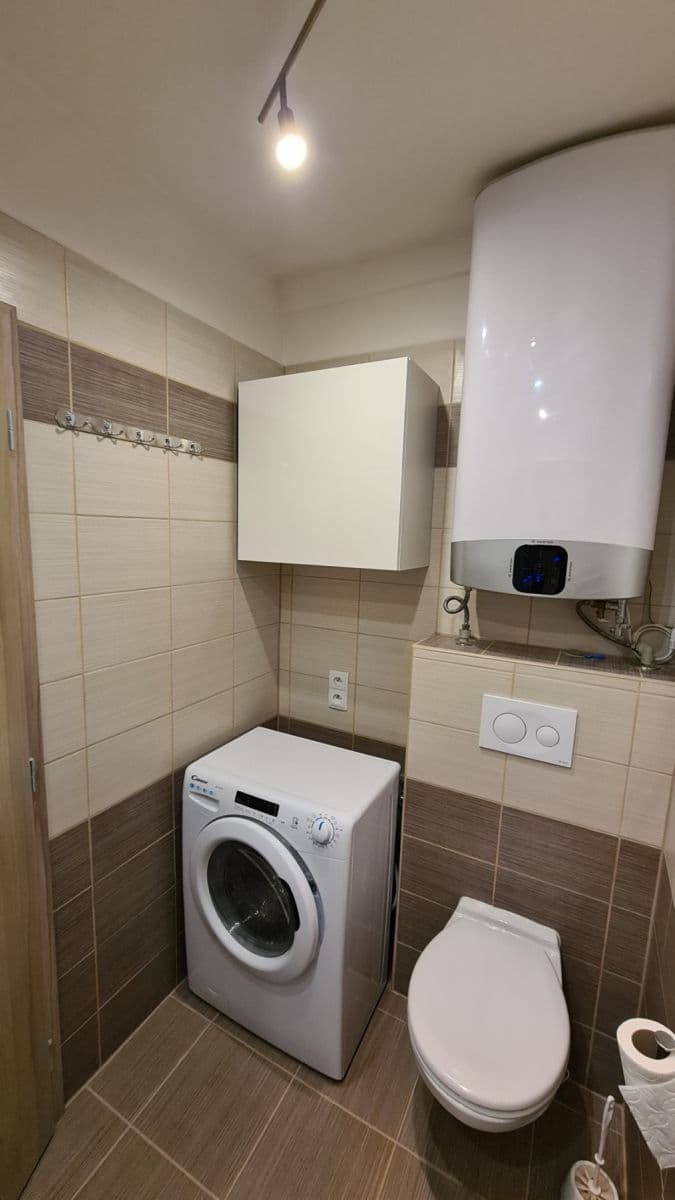 Pronájem bytu 2+kk 41 m², Šimůnkova, Praha, Praha Pronájem bytu 2+kk 41 m², Šimůnkova, Praha, Praha