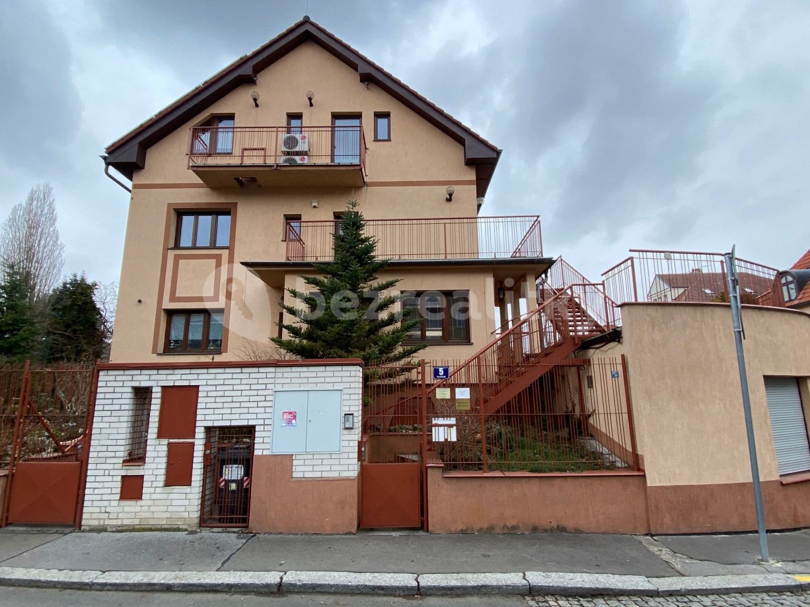 Pronájem kanceláře 128 m², Voráčovská, Praha, Praha Pronájem kanceláře 128 m², Voráčovská, Praha, Praha